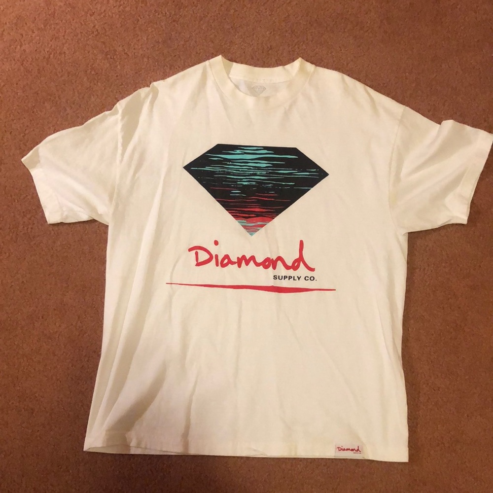 XL white Diamond Supply Co. shirt